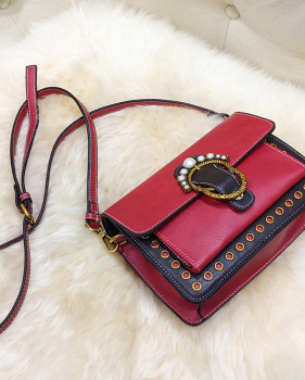  Fashion Pearl Decorative Red Leather Crossbody Bag