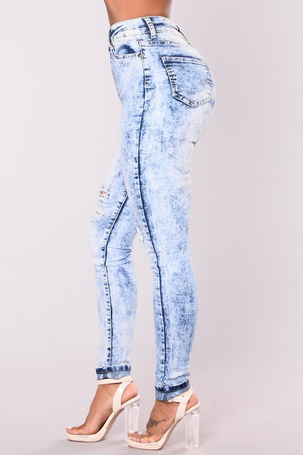  Trendy High Waist Broken Holes Light Blue Denim Pants