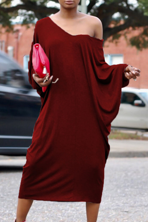  Casual V Neck Hollow-out Wine Red Polyester Mid Calf Dress