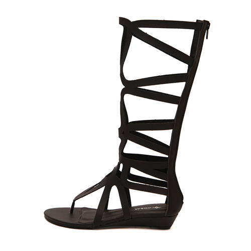 Fashion Clip Toe Hollow-out Flat Low Heel Black PU Gladiator Sandals