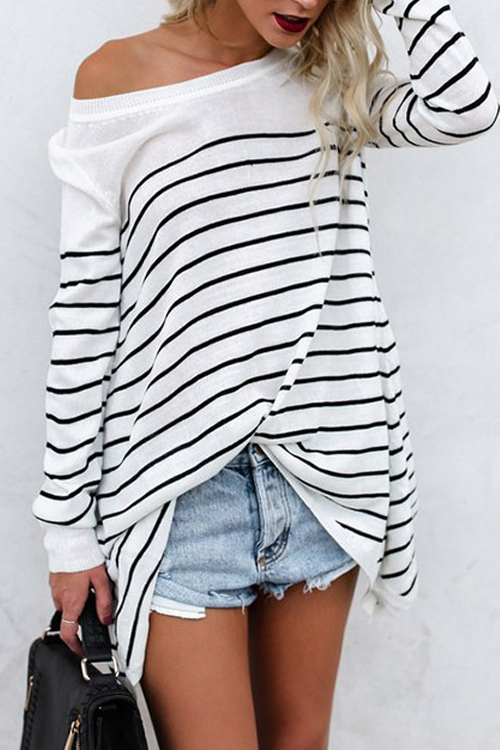  Leisure Round Neck Striped White Blending T-shirt