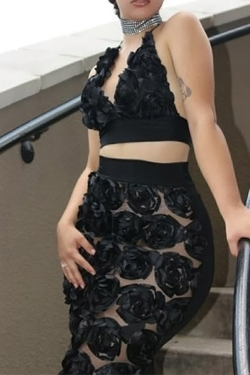  Sexy Halter Neck Rose Decoration Black Bud Silk Two-piece Skirt Set